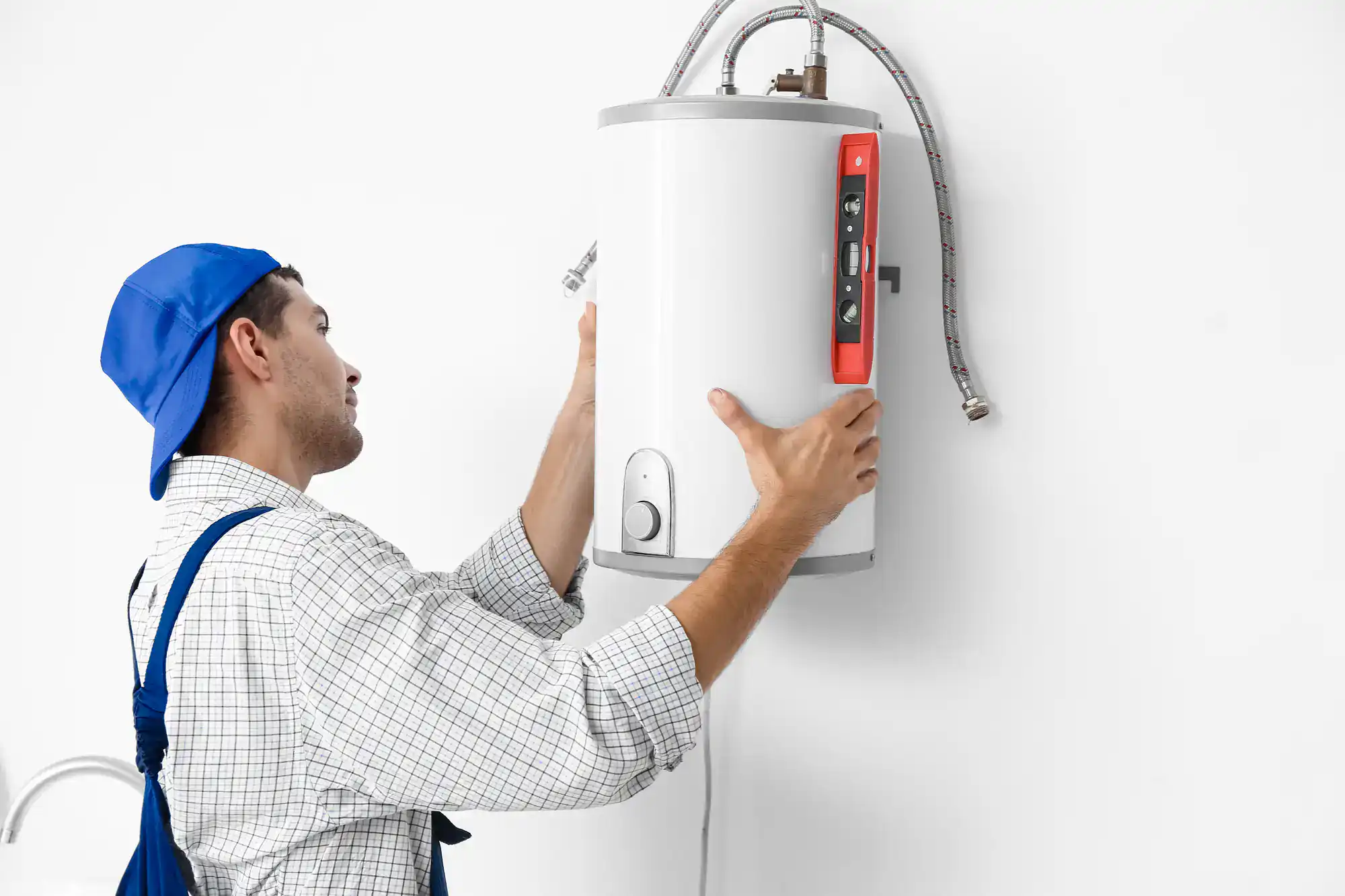 Skilled technician installing a new water heater in El Dorado County, CA, ensuring quality service for Murray Plumbing customers